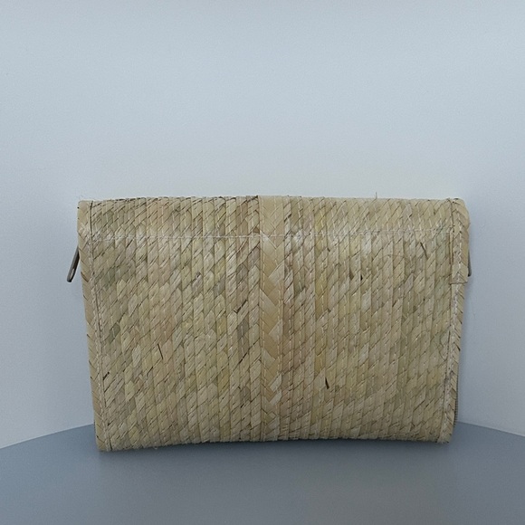 Colorful Floral Straw Clutch - Picture 3 of 7